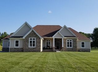 5925 Silver Creek Rd, New Middletown, OH 44442