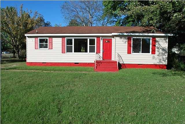 1st image of 4603 Leslie Ln