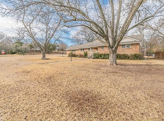 3rd image of 3701 Pecan Park Dr