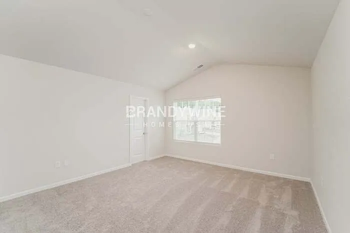 8425 Deerwood Rd — Photo 10