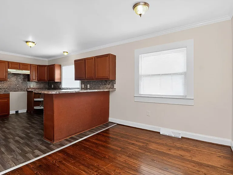 4812 Harris Rd — Photo 10
