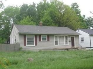 1166 Woodland Dr, Inkster, MI 48141