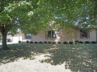 358 E Pekin Rd, Lebanon, OH 45036