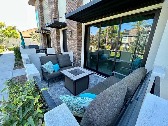 3rd image of 164 E Lexington Ave #164