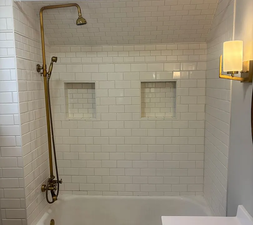 3205 Parnell