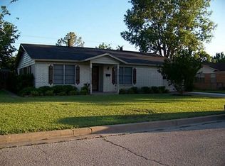 1716 SE 11th St, Mineral Wells, TX 76067