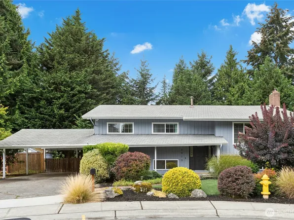 6913 125th Avenue SE, Newcastle, WA 98056