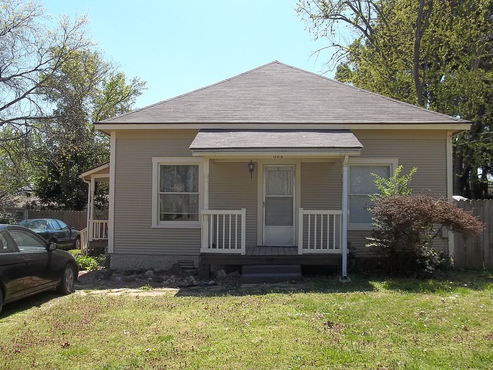 1st image of 622 W Alpine St