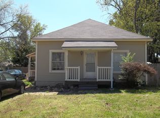 622 W Alpine St, Siloam Springs, AR 72761
