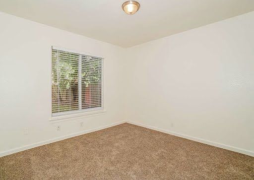 3rd image of 2125 Winafred St
