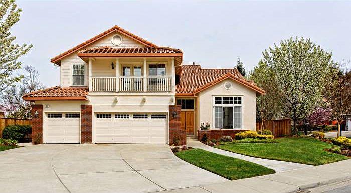 1st image of 920 Pamela Pl