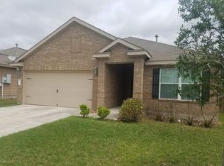 311 Falling Pine Dr, Conroe, TX 77304