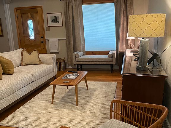 GORGEOUS HONEY COLORED WOOD FLOORS IN ALL LIVING AREAS