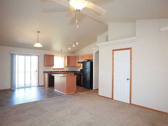 5th image of 3459 N Carriage Ct