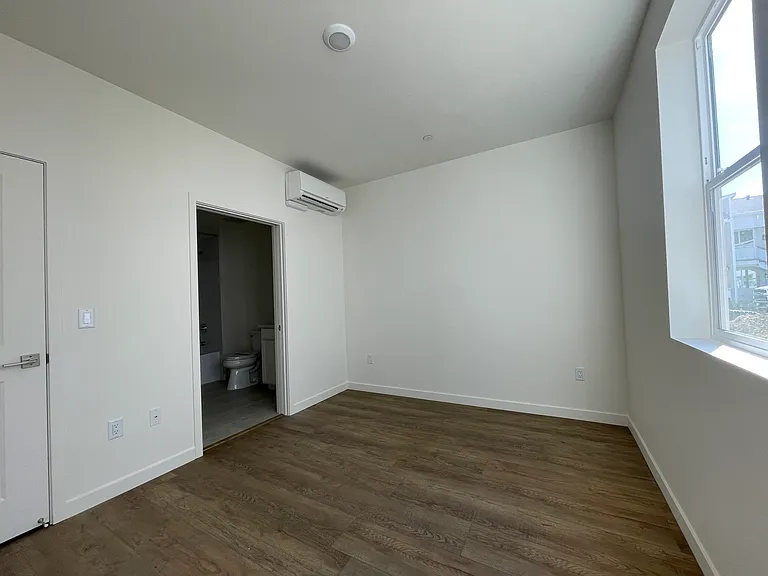 3 Healdsburg Ave — Photo 36