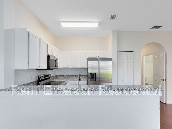 2nd image of 884 Park Grove Ct