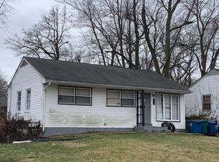 334 Caithness Rd, Saint Louis, MO 63137