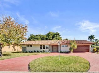 4756 SW 72nd Ave, Davie, FL 33314