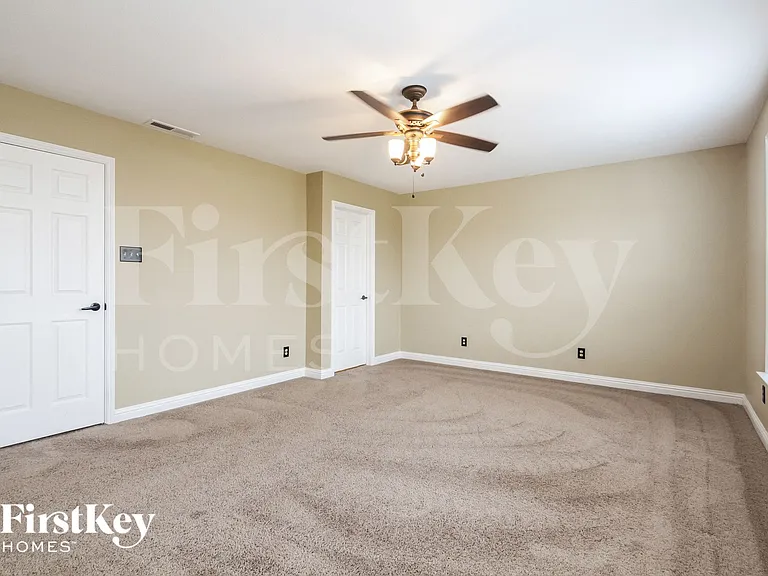1441 Dowell St — Photo 7