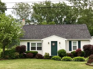 6579 Albion Rd, Oakfield, NY 14125