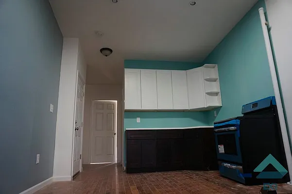 Rented by EXR | media 6