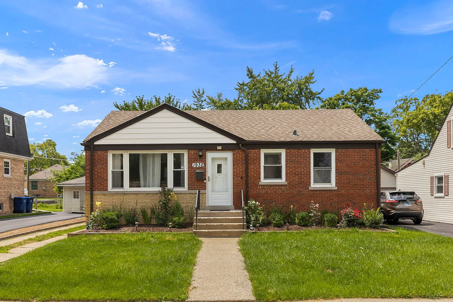 1932 Herbert Ave photo 1