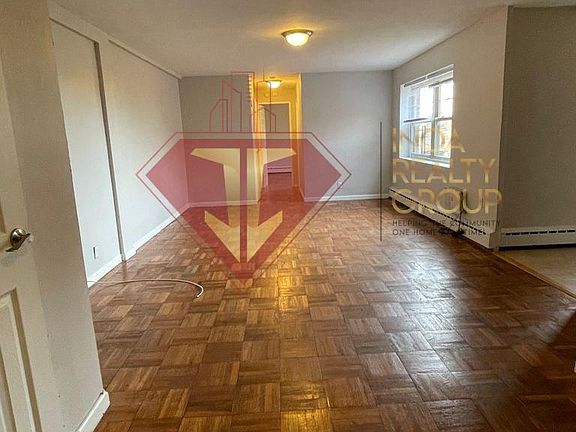2nd image of 36 Duncan Ave #7D