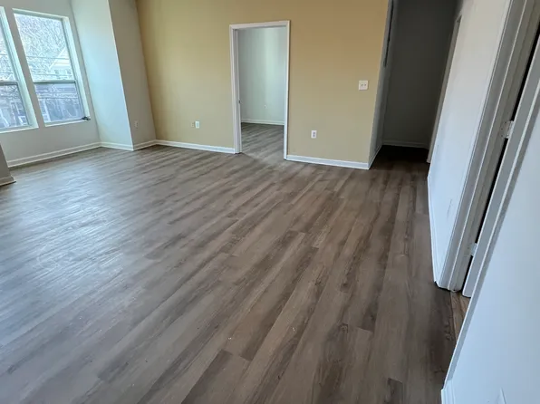 2205 16th St SE #4D, Washington, DC 20020