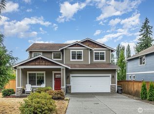 7429 NE 200th St, Kenmore, WA 98028