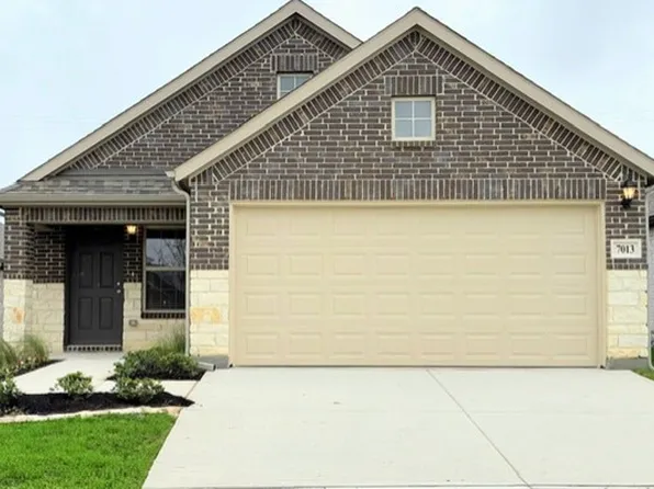 7013 Butterfield Dr, Sanger, TX 76266