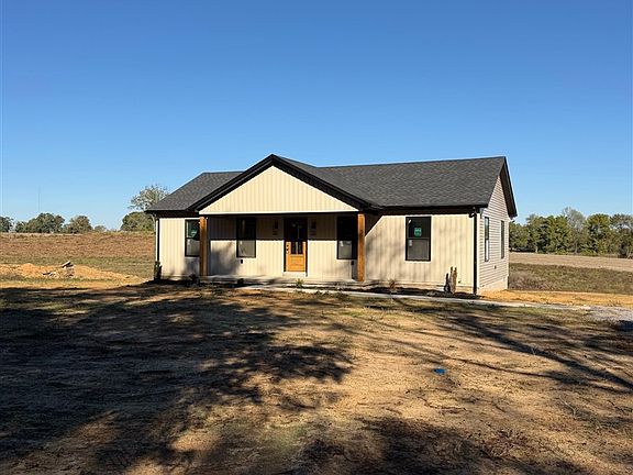 2nd image of 973 Erwin Rd