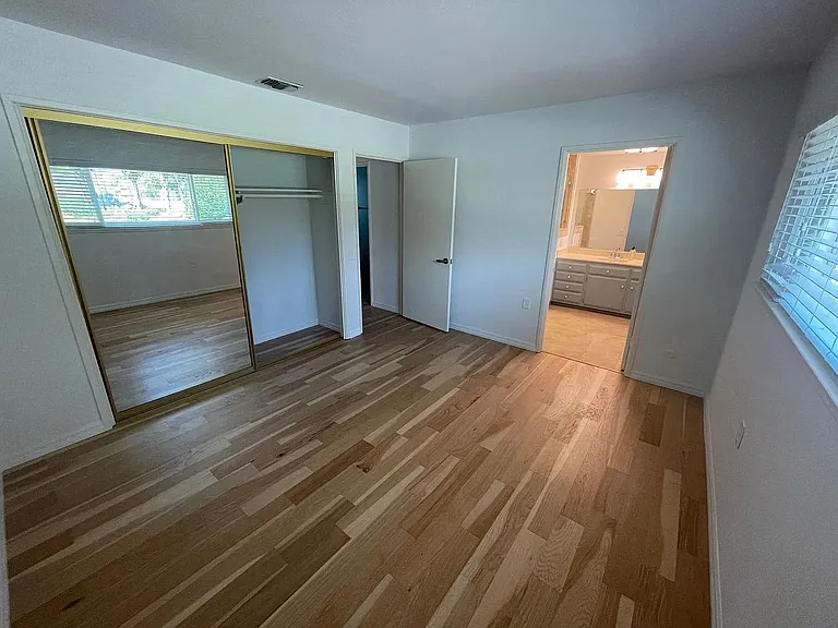16847 Acena Dr — Photo 17