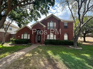 3945 Indian Oaks Ln, Carrollton, TX 75010