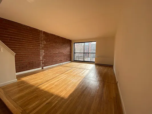 Rented by AZ REALTY NYC LLC | media 13