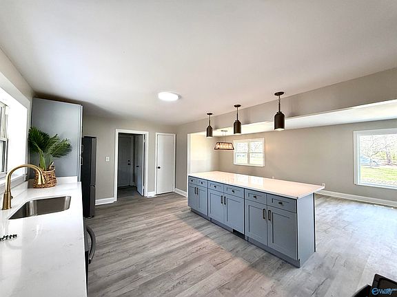 5th image of 323 Paden Rd