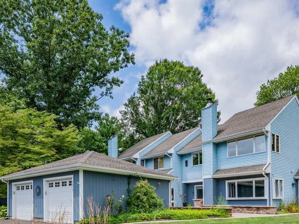 176 Dusky Lane #176, Suffield, CT 06078