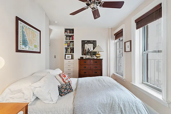 Sold by Compass | media 4