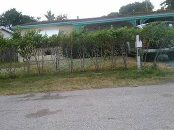 622 Minnesota St, Lantana, FL 33462