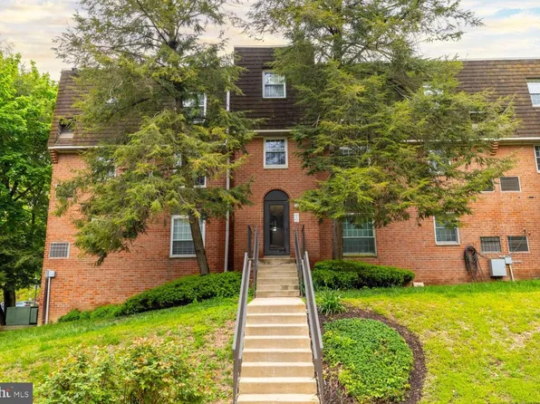 4000 Gypsy Ln, Philadelphia, PA 19129