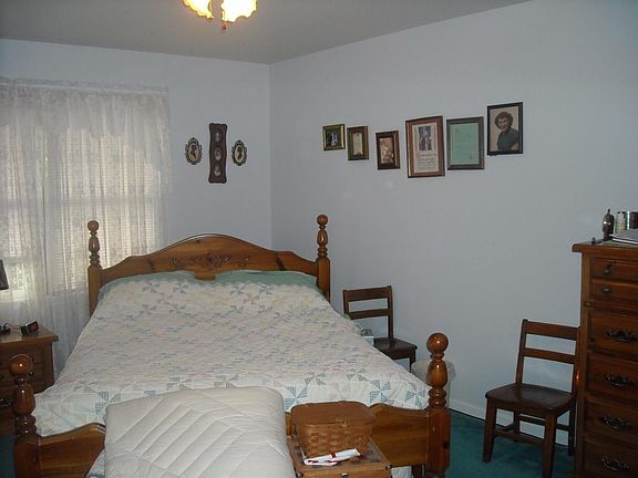 5th image of 13106 Osborne St