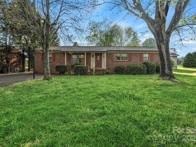 100 Woodward Ave, Morganton, NC, 28655