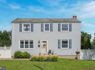 104 Scheivert Ave, Aston, PA 19014