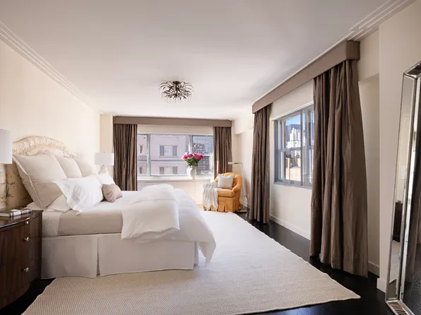 27 East 65th Street image 7 of 14