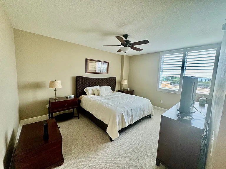 800 N Tamiami Trl #708 — Photo 9