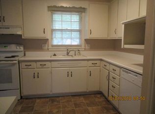 6829 Stearns St, Shawnee, KS 66203