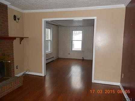 3rd image of 24 Fairview Ave