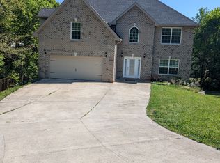 1130 Twin Hill Ln, Knoxville, TN 37932