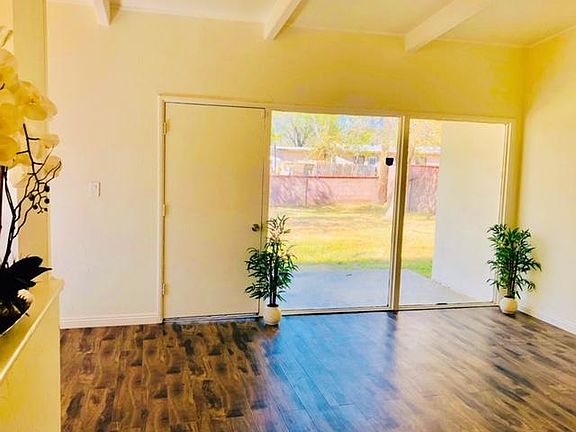 3rd image of 1403 W Avenue I