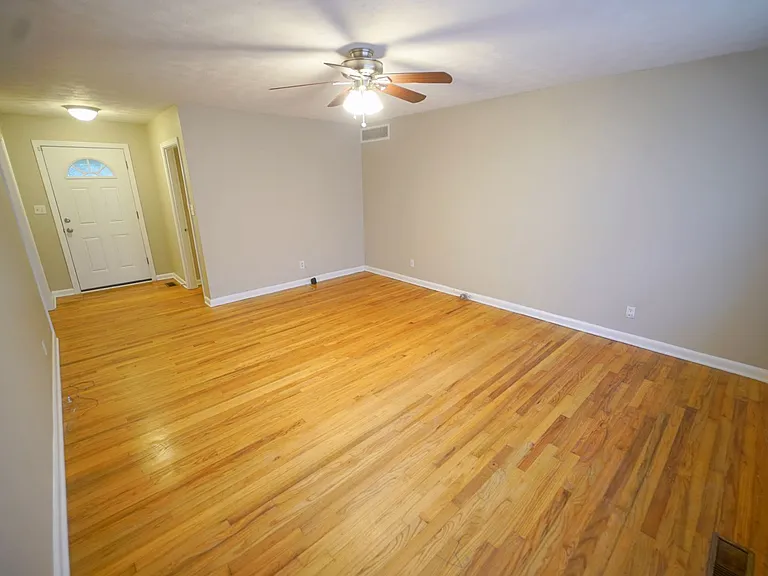 1804 Skyland Dr — Photo 9