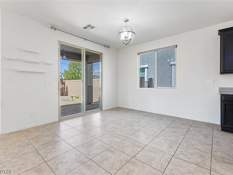 10925 Jordyn Hill St — Photo 8